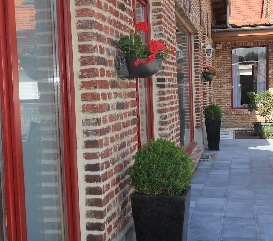 โอ เกอร์ เด โอต Hotel Steenvoorde ภายนอก รูปภาพ